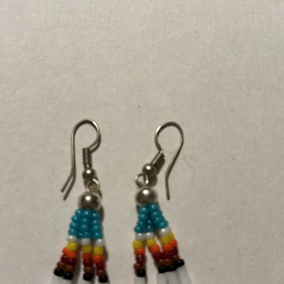 Native American Navajo Handmade Beaded Earrings - Picture 4 of 4